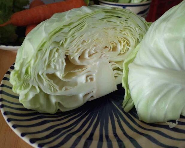 301 T-4 Cabbage - Bắp cải - キャベツ 1kg