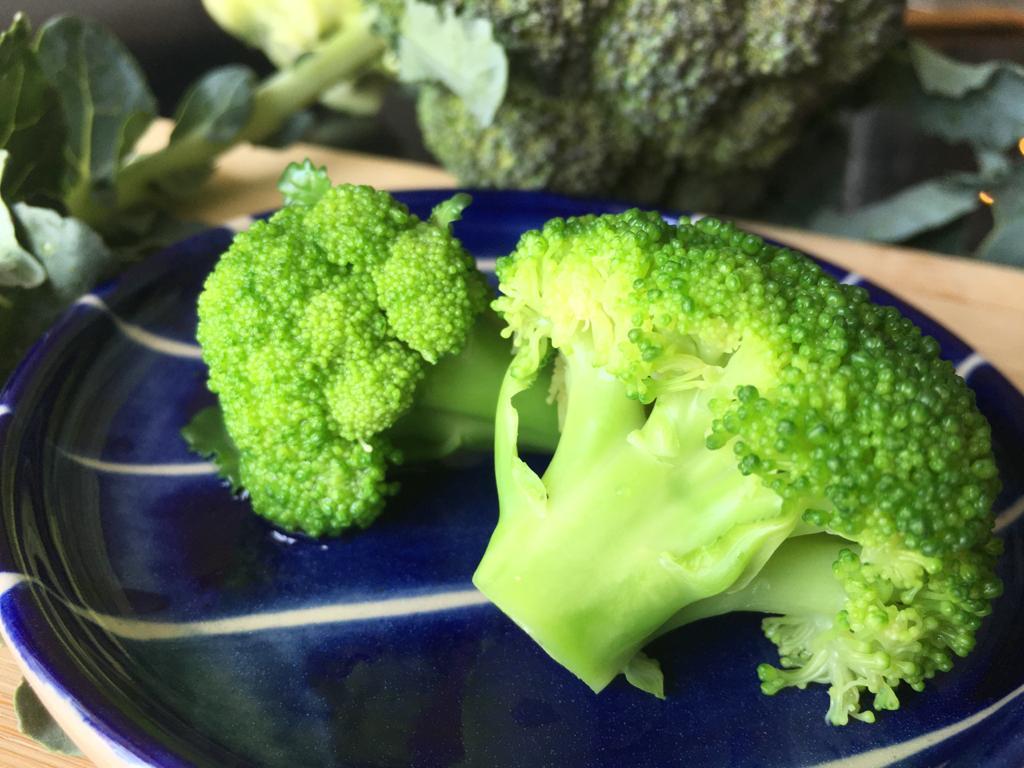 357 T-7 Broccoli - Súp lơ xanh - ブロッコリー 1kg